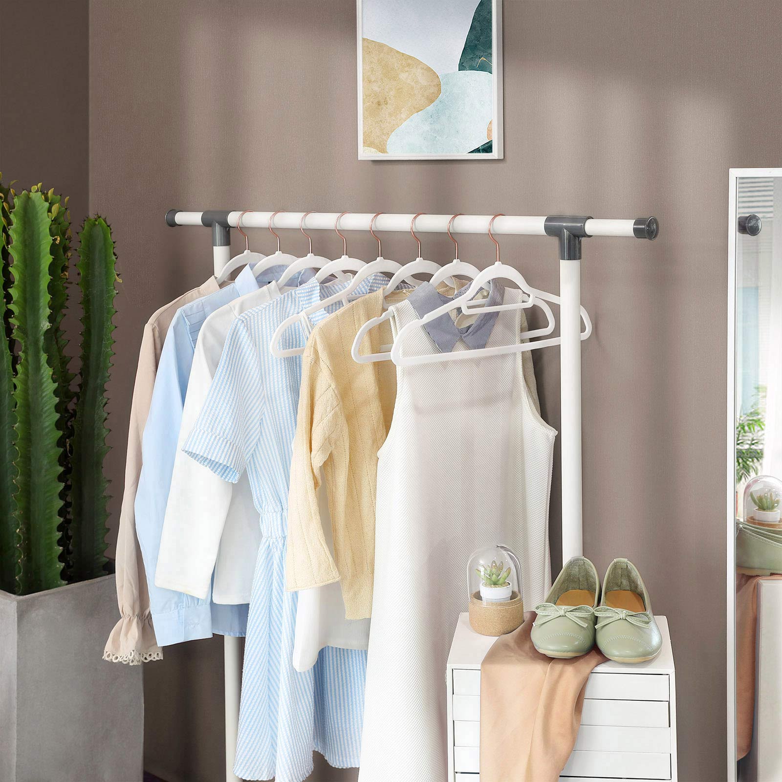 Halkfria klädgalgar i sammet, 50-pack – vit