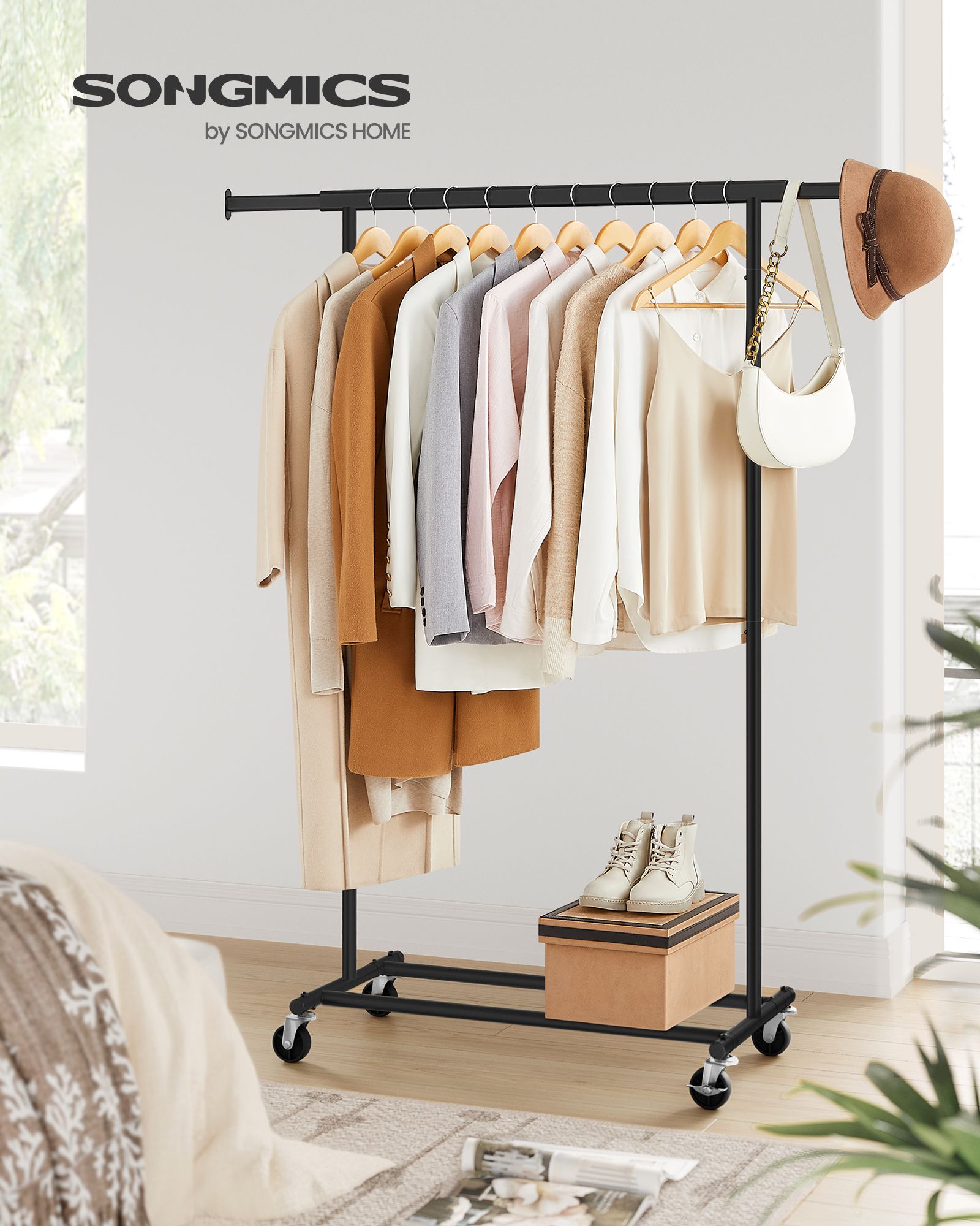 Svart rullbar klädställning med expanderbar klädstång i metall, 90 kg maxbelastning