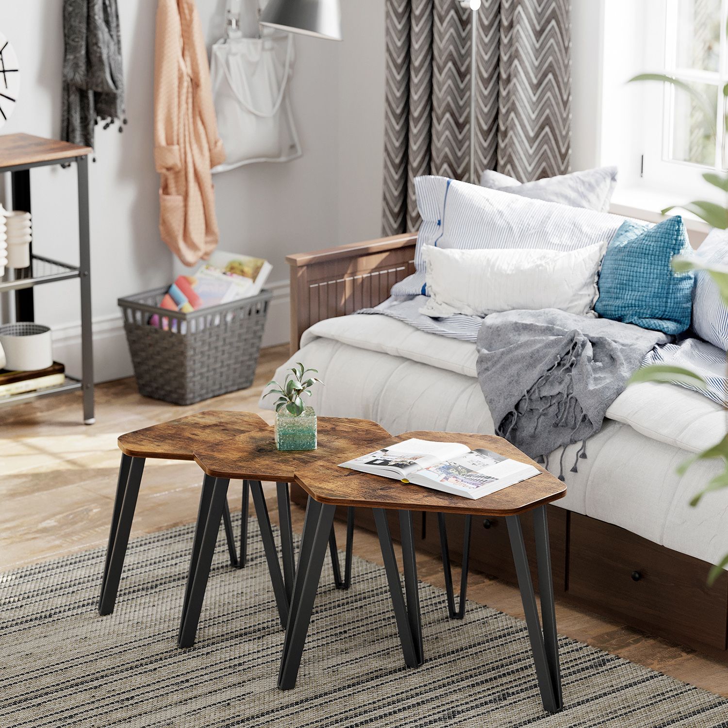 3 st satsbord – Sidobord/soffbord i vintagebrun finish