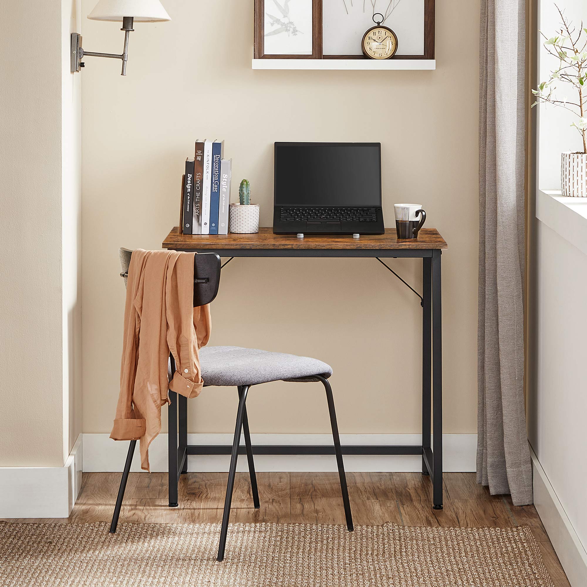 Skrivbord i industriell design – 80 x 50 x 75 cm