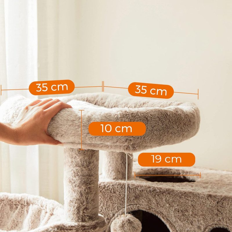 Klösträd i flera nivåer, 135 cm – mjukt skydd, ljusbrun