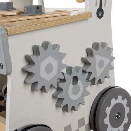 Barnens träverkstad – kreativ DIY-leksak med verktyg och arbetsbänk