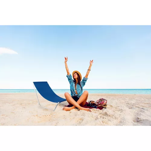 Hopfällbar bärbar solstol med praktisk bärväska – perfekt för strand, camping och trädgård