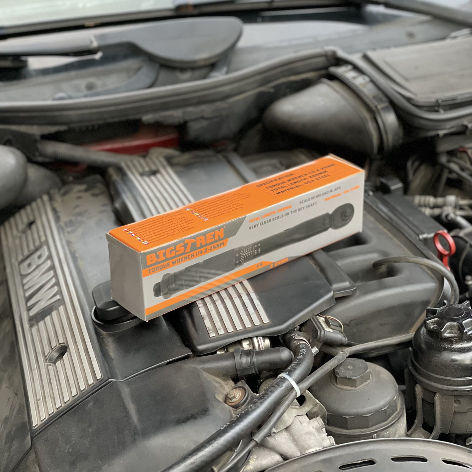 Precis momentnyckel 1/4” – 2–24 Nm, spärrfunktion och certifierad kalibrering