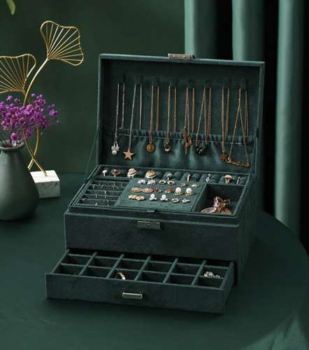 Grönt smyckeskrin – 24,5 × 18 × 11,5 cm