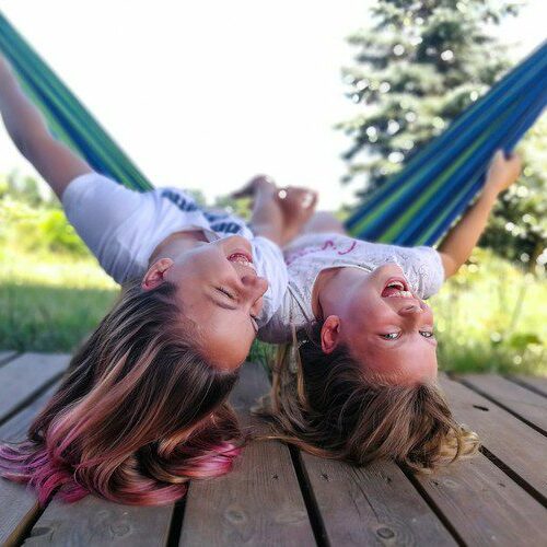 Bekväm Hängmatta 240 × 150 cm – Idealisk för Terrass, Camping & Resa