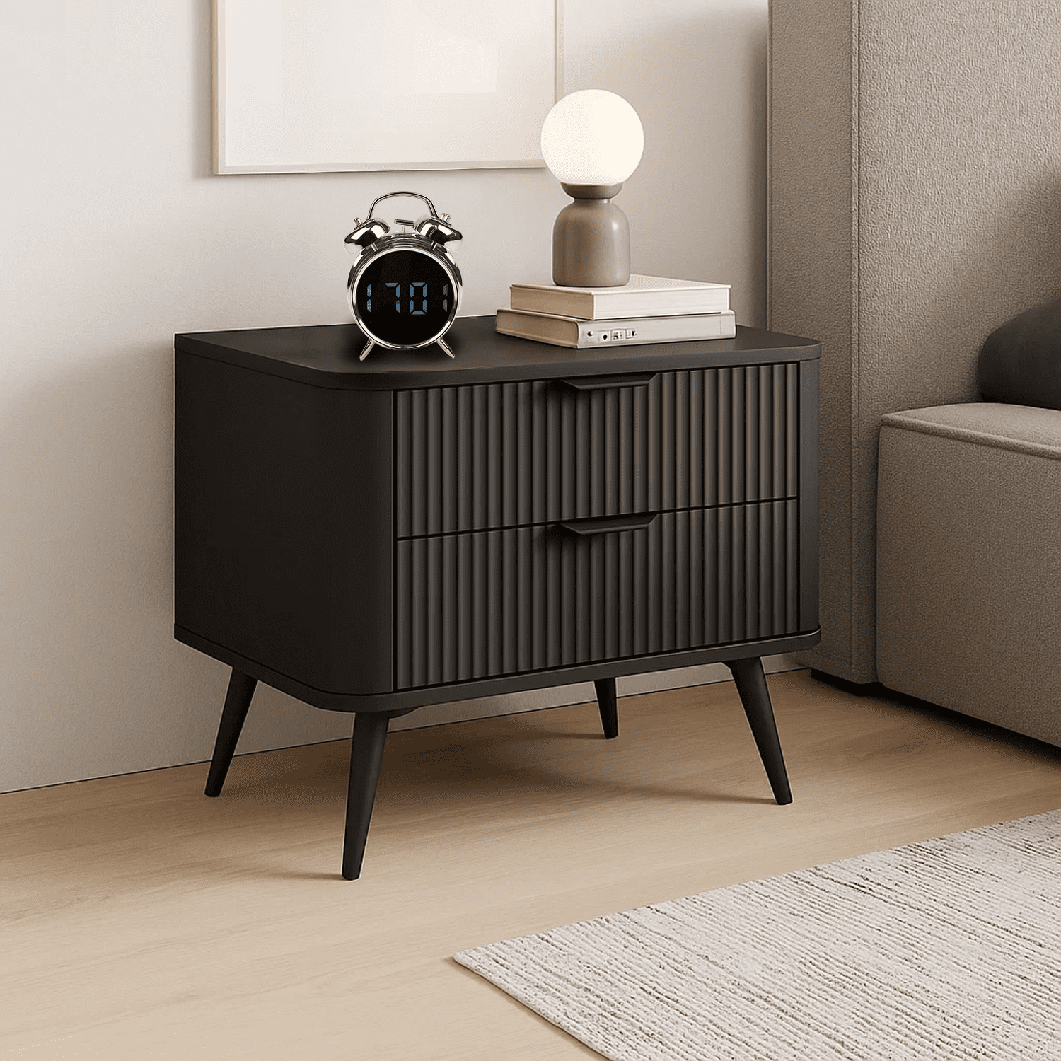 Retro LED-väckarklocka med Metallklockor, Temperaturdisplay & Röstaktiverad Funktion