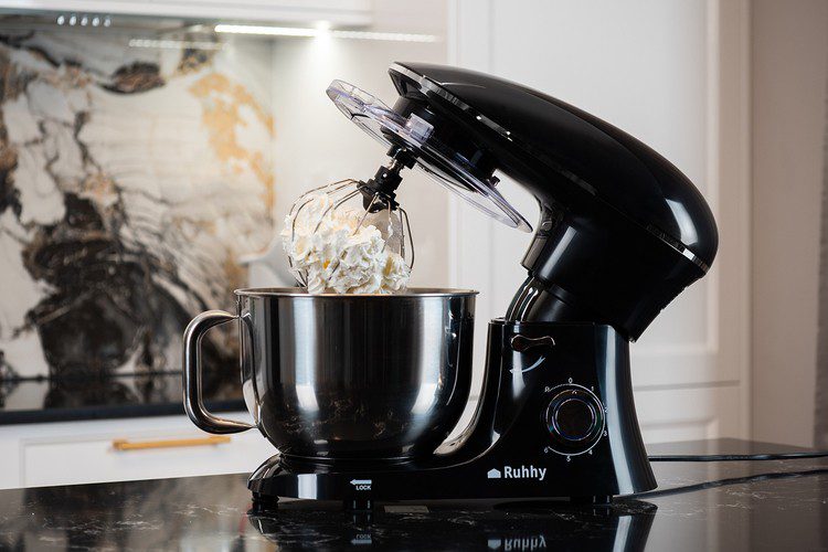 Köksmaskin 6,2 liter – 2200W matberedare inklusive tillbehör