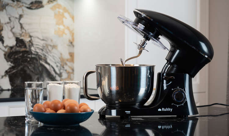 Köksmaskin 6,2 liter – 2200W matberedare inklusive tillbehör