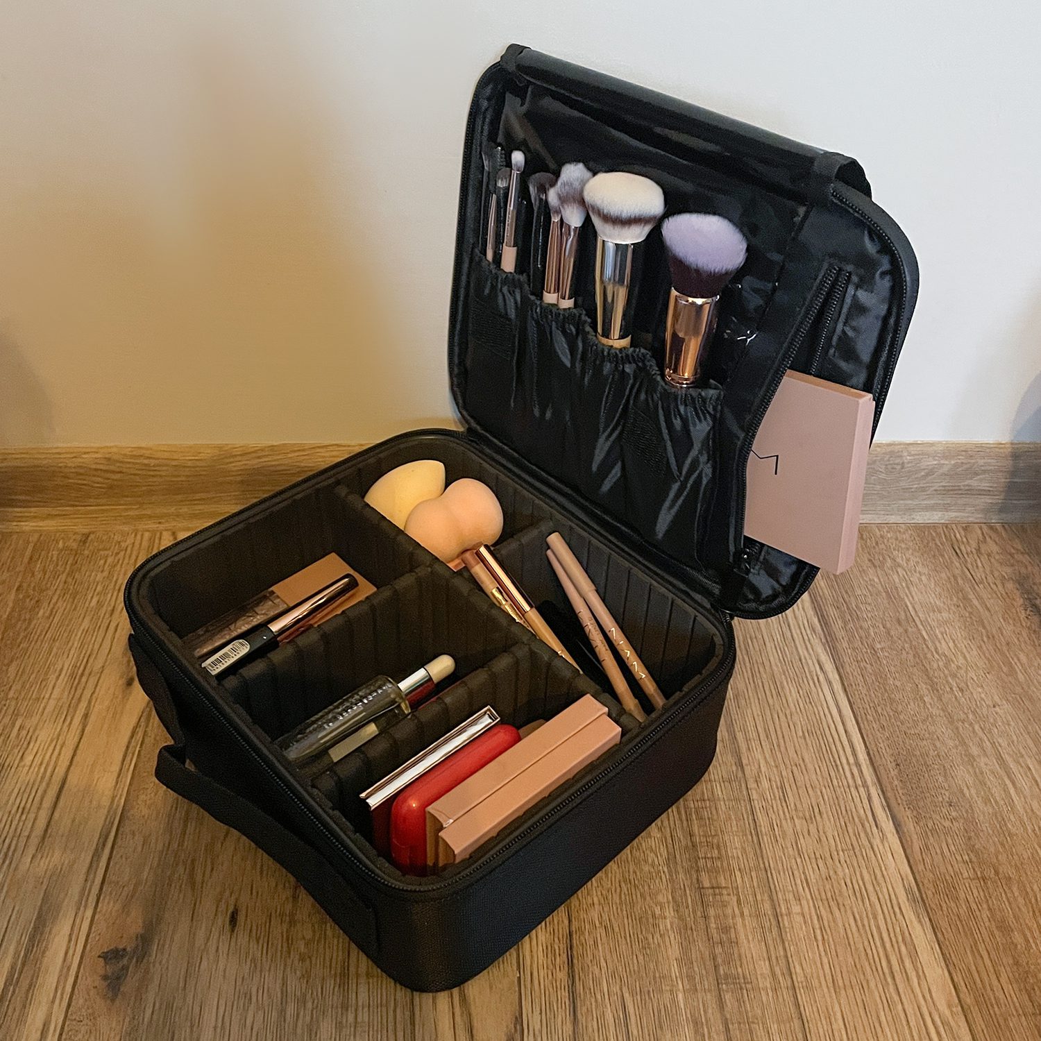 Kosmetikväska – sminkorganisatör 26 × 9 × 28 cm