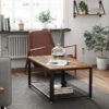 Soffbord i industridesign, tv-bord, vardagsrumsbord, TV-skåp med stor hylla, justerbara fötter, skyddar golvet, med metallram